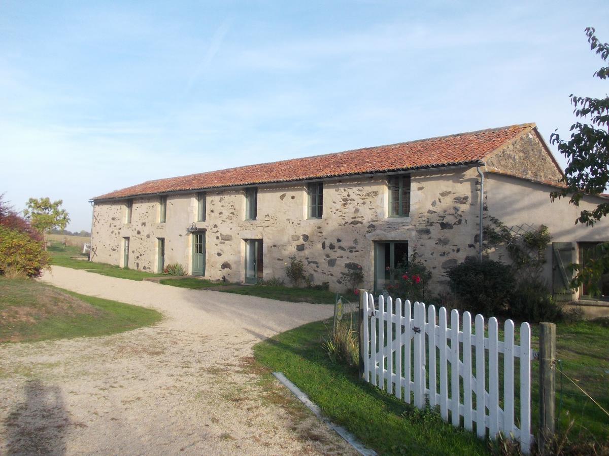 La Gaucherie Aux Dames Vihiers Exterior photo